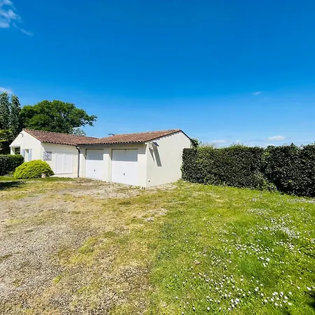 La Avec Piscine Villa Saint-Georges-des-Coteaux